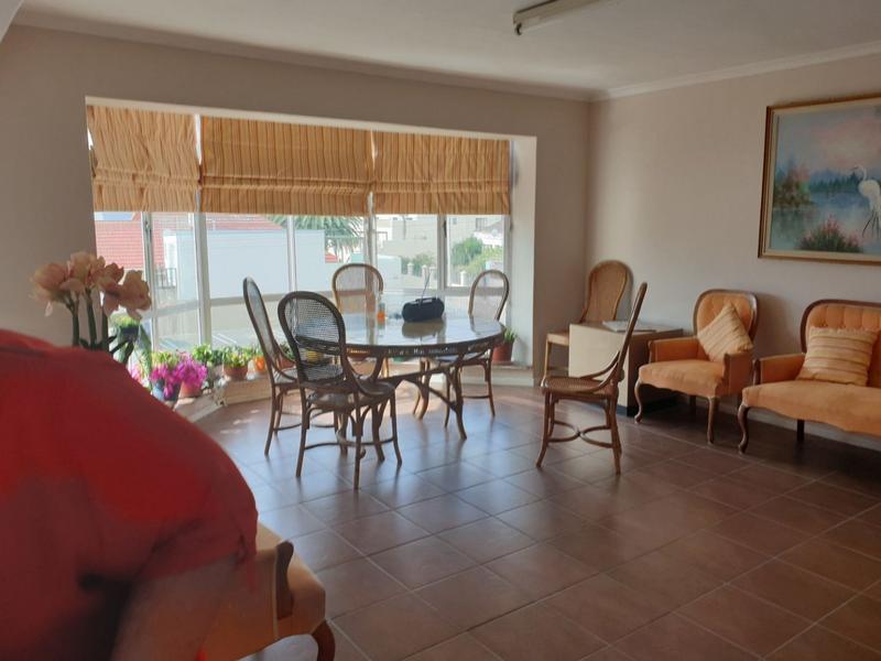 To Let 1 Bedroom Property for Rent in Strand Western Cape